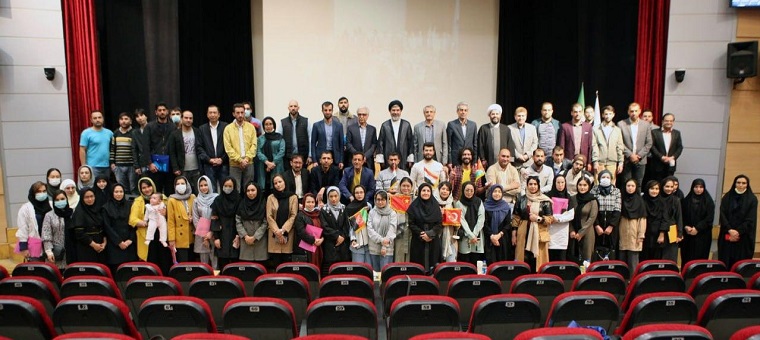 أقيم حفل بداية العام الدراسي للطلاب الدوليين في الجامعة 