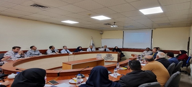 ارائه توانمندیهای پردیس خودگردان دانشگاه تربیت مدرس در شورای مدیران آموزشی مجموعه خودروسازی سایپا