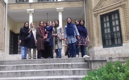 بازدید دانشجویان ساکن خوابگاه از کاخ نیاوران