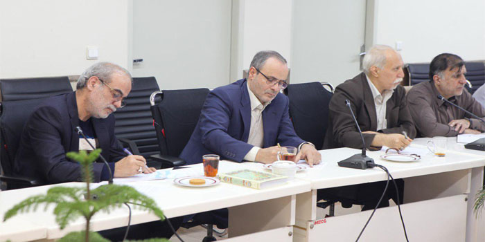 برگزاری نشست فوق العاده شورای آب دانشگاه، در پی وقوع سیلاب¬ های گسترده در کشور